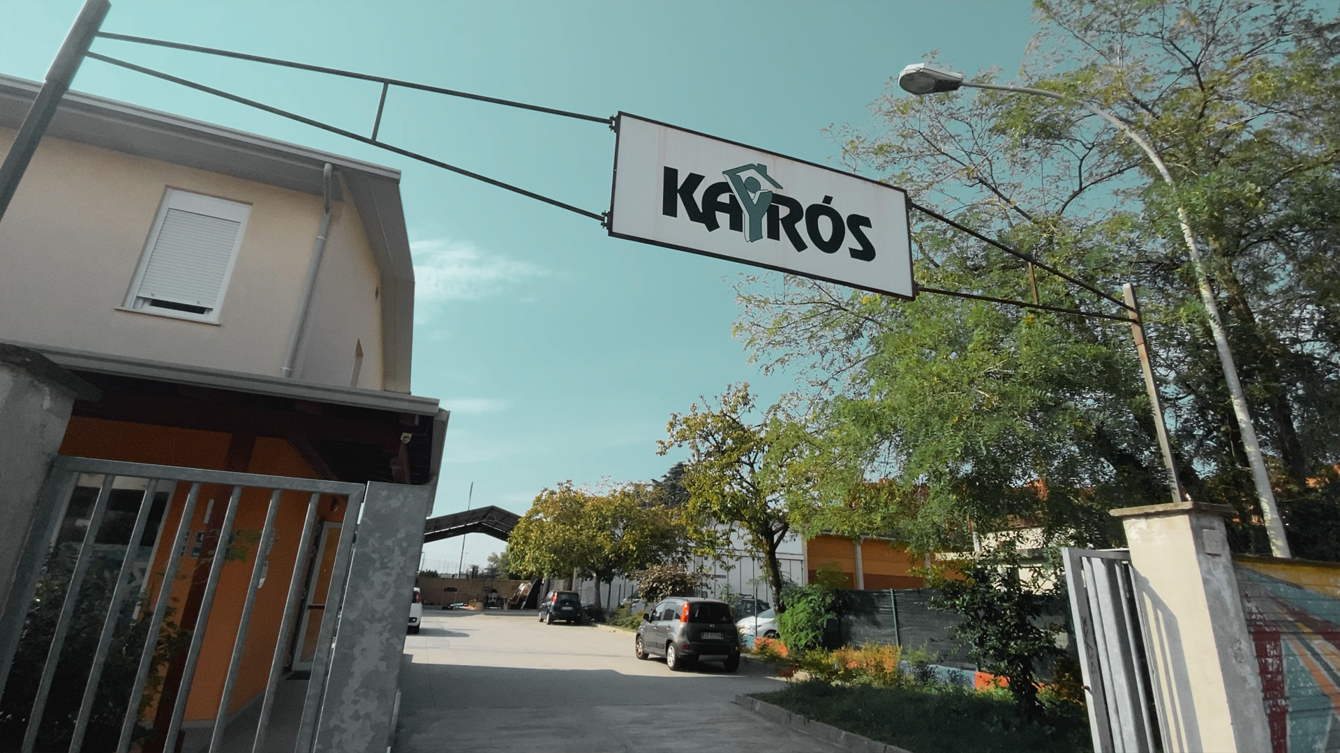 Don Claudio Burgio - KAIR&Oacute;S