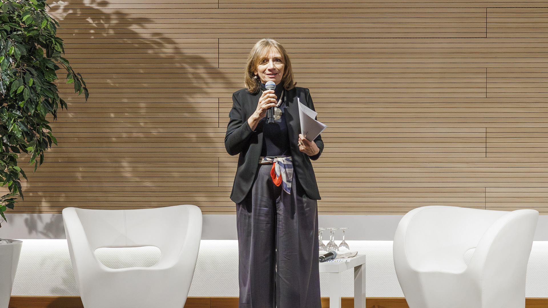 Elisabetta Soglio, Giornalista del Corriere della Sera, responsabile dell'inserto "Buone Notizie"