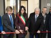 Il taglio del nastro con la sindaca di Cernusco Paola Lorena Colombo