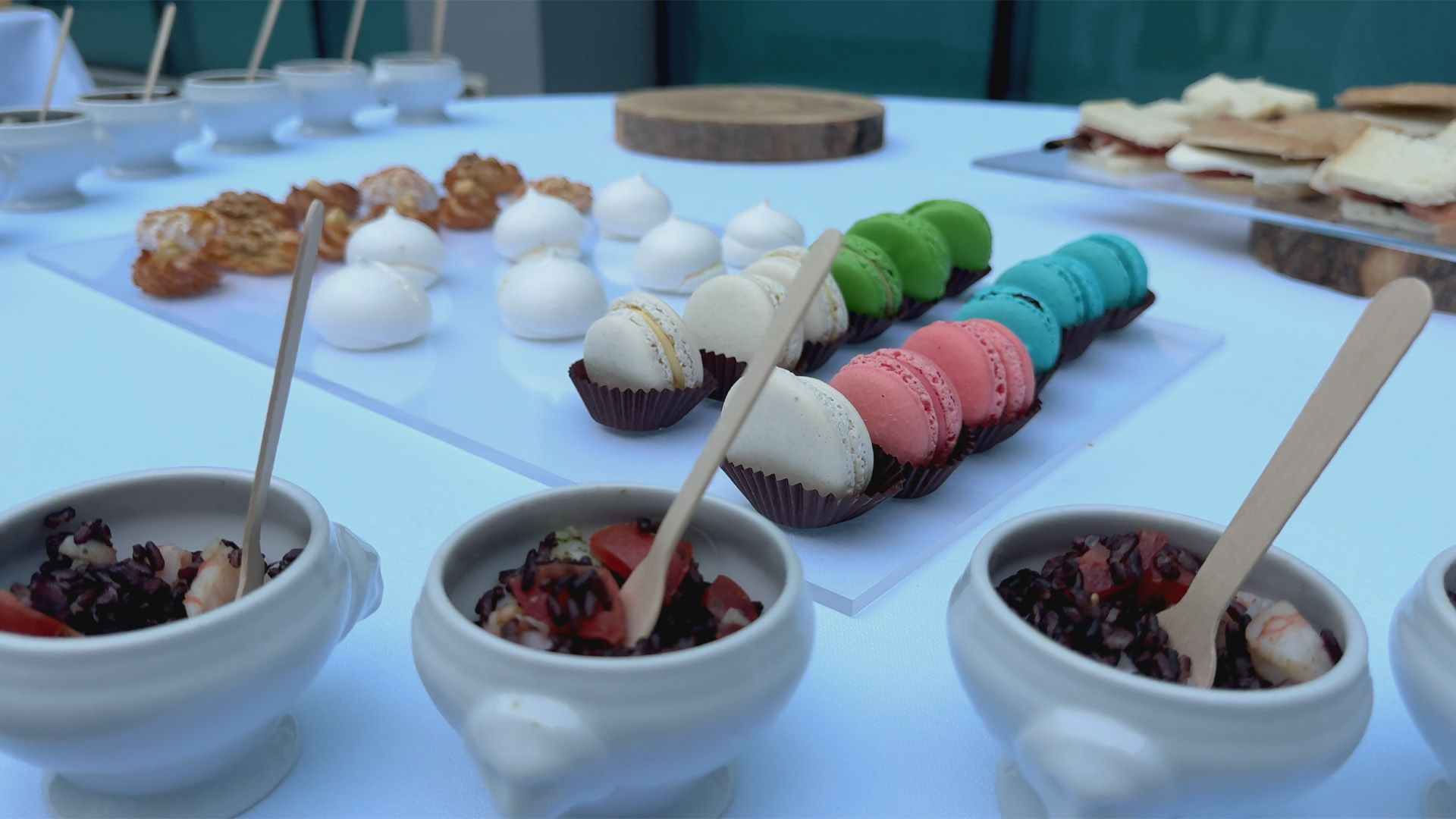 Rinfresco che ha preceduto il convegno "Giovani e impresa"